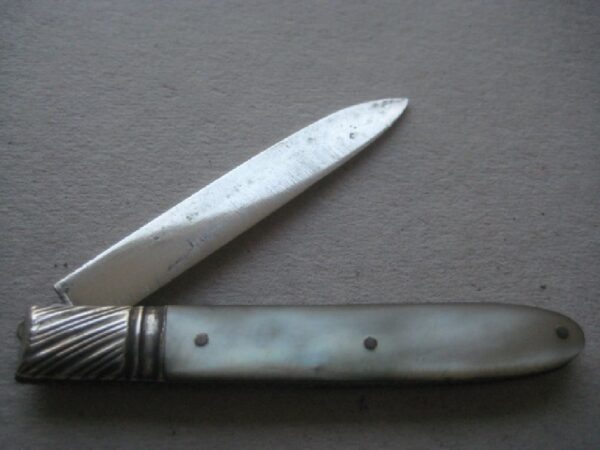 Rare George III Double Duty Mother of Pearl Hafted Silver Bladed Folding Fruit Knife SK50 - Image 2