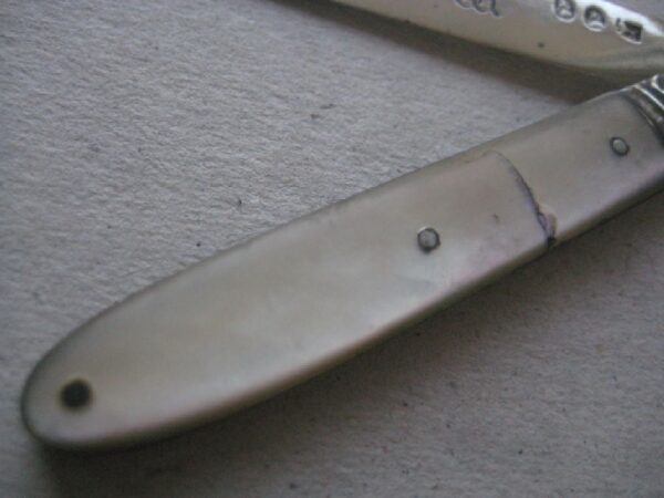 Rare George III Double Duty Mother of Pearl Hafted Silver Bladed Folding Fruit Knife SK50 - Image 3