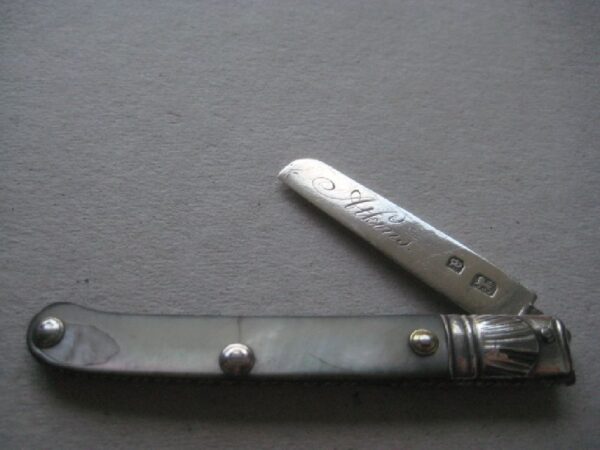 Rare George III Mother of Pearl Hafted Scimitar Silver Bladed Folding Fruit Knife SK30