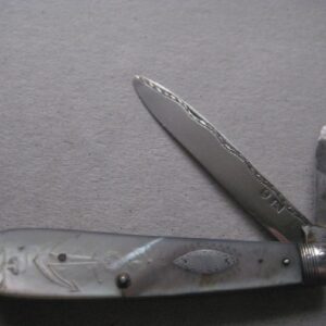 Rare George III Mother of Pearl Hafted Twin Bladed Silver Bladed Folding Fruit Knife SK46