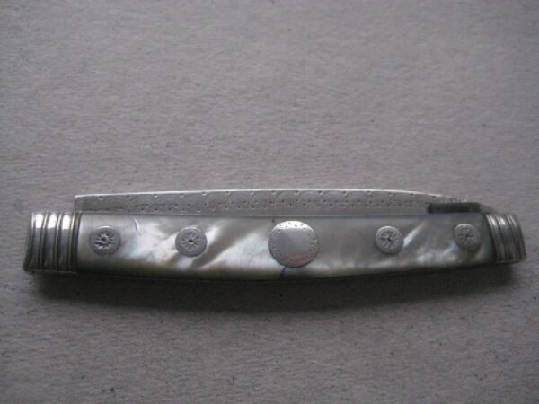 Rare George III Mother of Pearl Hafted Incuse Duty Marked Silver Bladed Folding Fruit Knife SK181 - Image 10