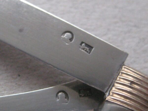 Rare George III Gold Mounted Mother of Pearl Hafted Slotting Silver Bladed Folding Fruit Knife & Fork SK22 - Image 4