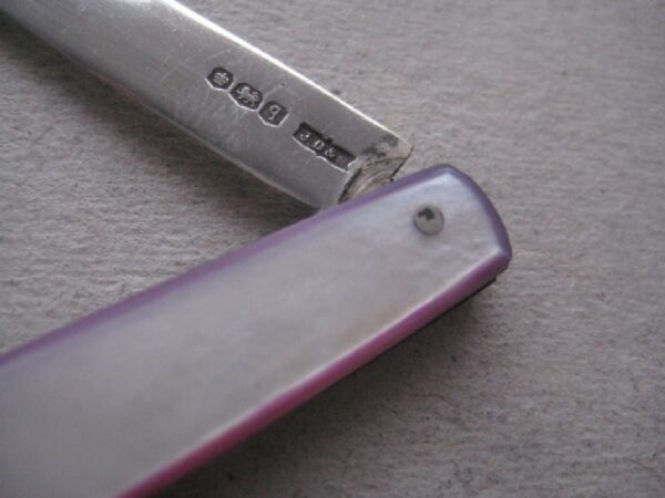 Rare George V Purple Edged Mother of Pearl Hafted Silver Bladed Folding Fruit Knife SK126 - Image 4