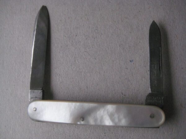 Rare Diamond Jubilee Decorated Victorian Mother of Pearl Hafted Twin Steel Bladed Penknife SK364 MACCL - Image 5