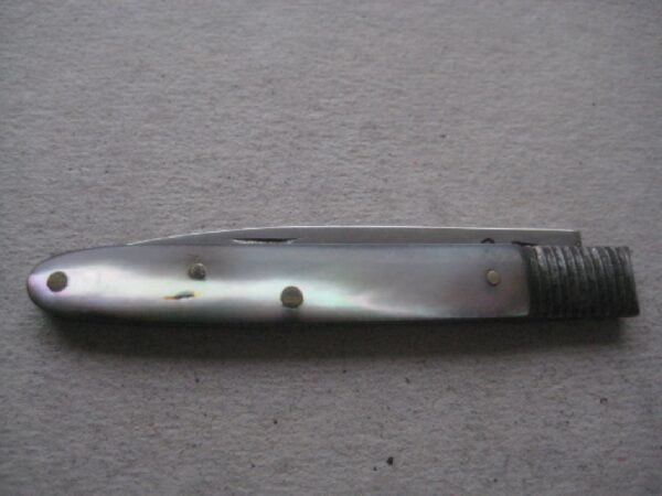 George III Mother of Pearl Hafted Silver Bladed Folding Fruit Knife SK26 - Image 9